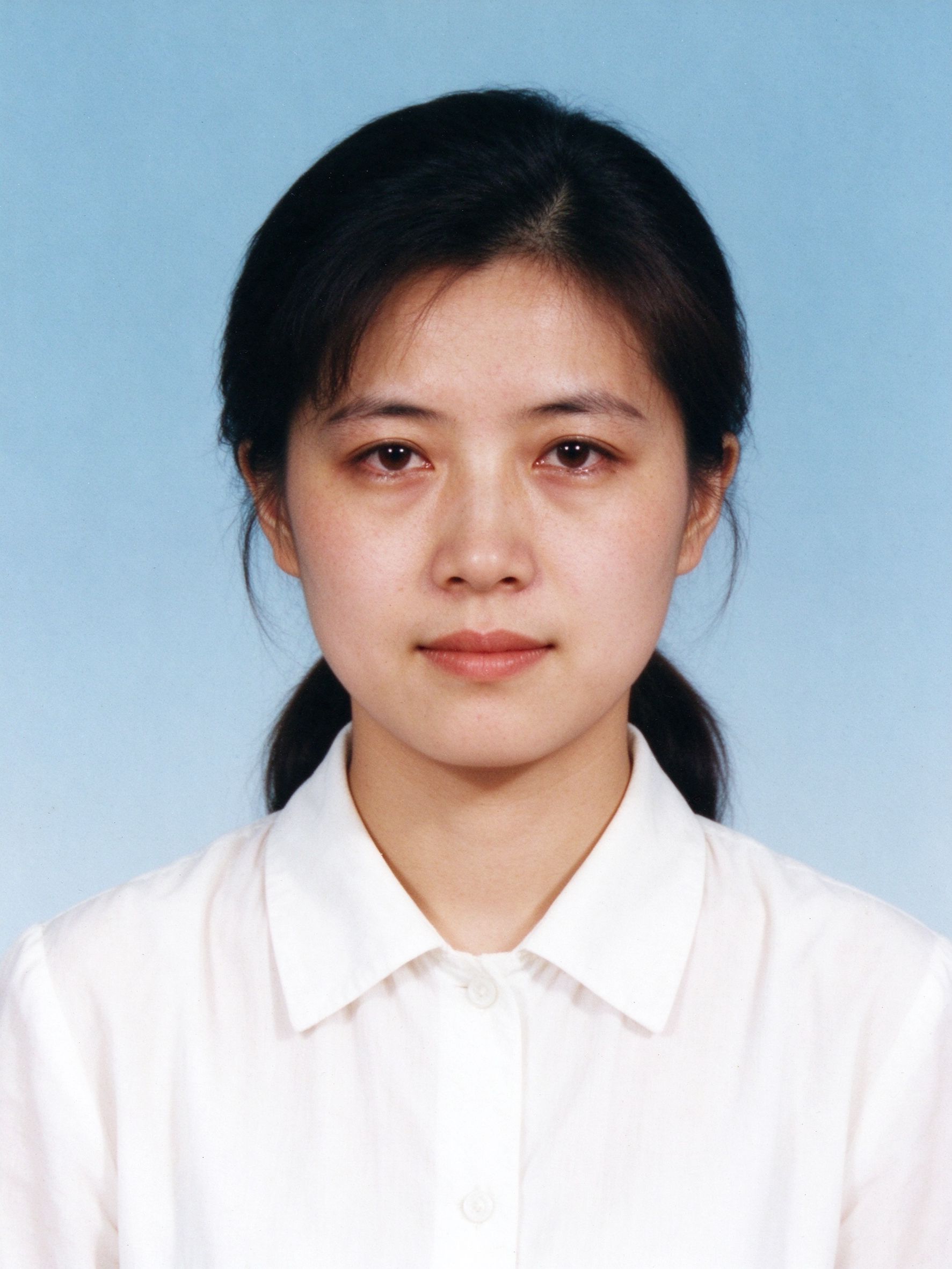 林晚秋证件照